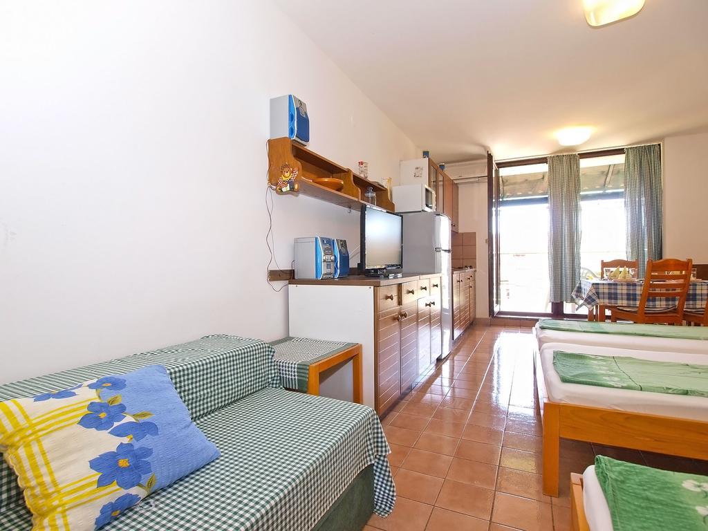 Apartment Stipe 1444 Marčana Kültér fotó